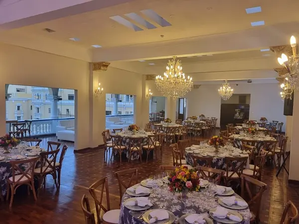 Maribel Aguirre - Wedding planner