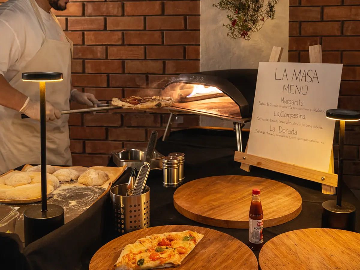 La Masa - Pizzas napolitanas hechas en vivo